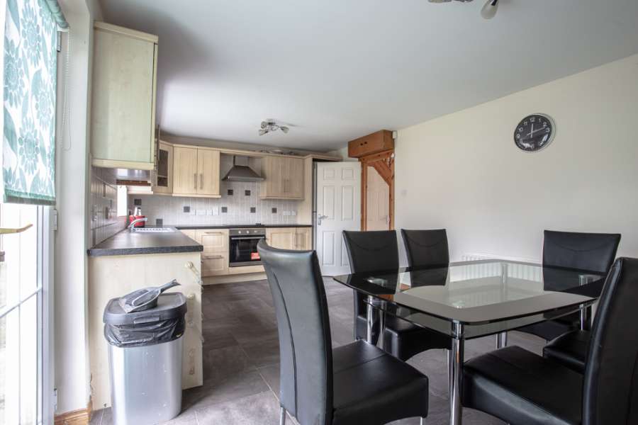 21 Greenfields Way, Armagh