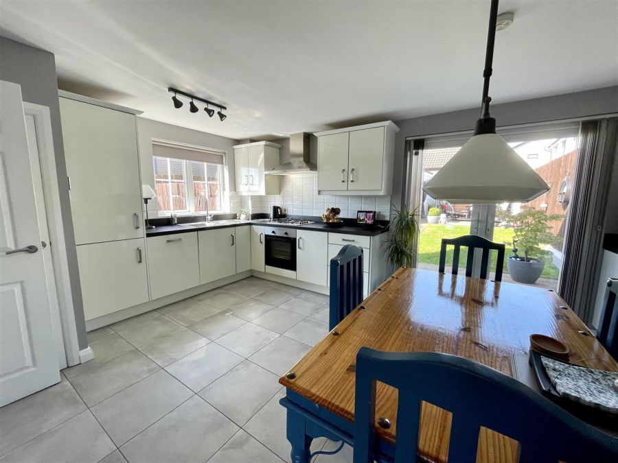 49 Clare Heights