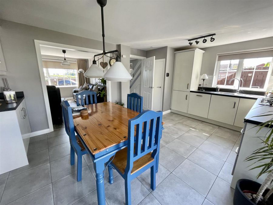 49 Clare Heights