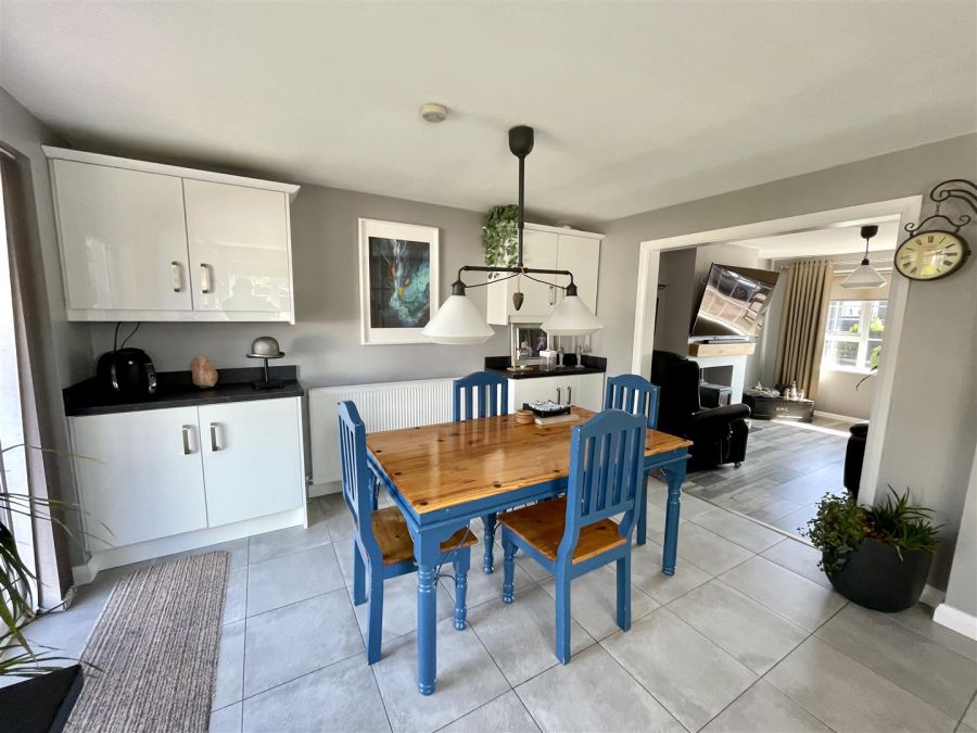 49 Clare Heights