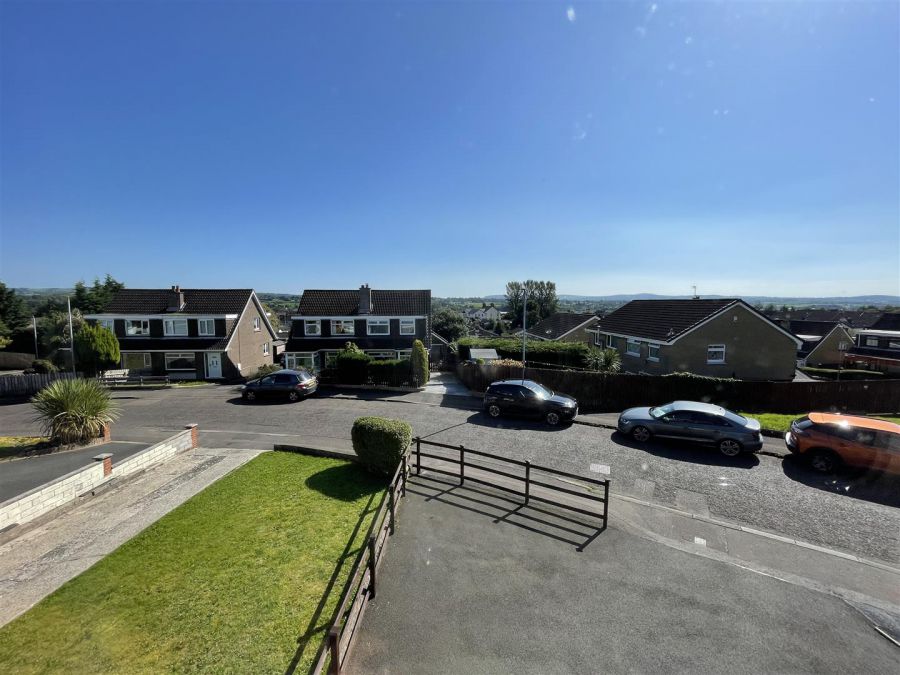 49 Clare Heights