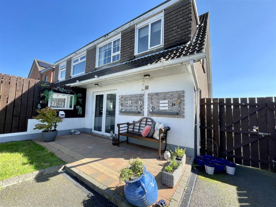 49 Clare Heights