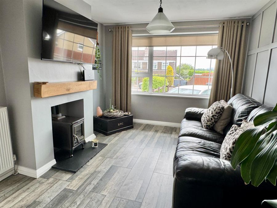 49 Clare Heights
