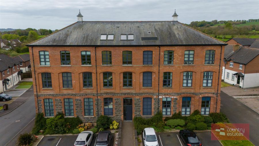 Apt 9 Mill Green