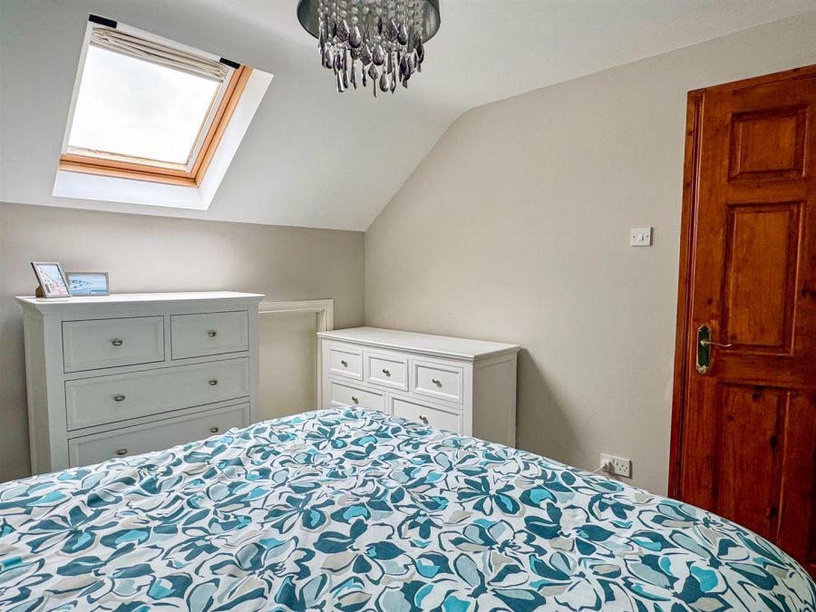 9 Village Hill Mews