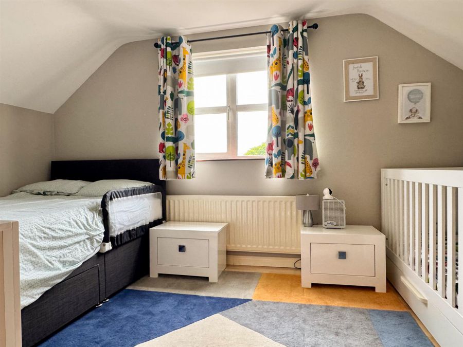 9 Village Hill Mews