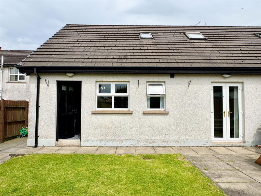 9 Village Hill Mews