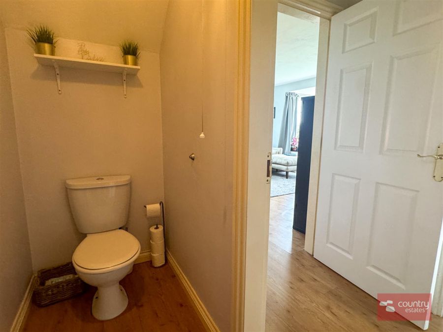 20 Porter Crescent