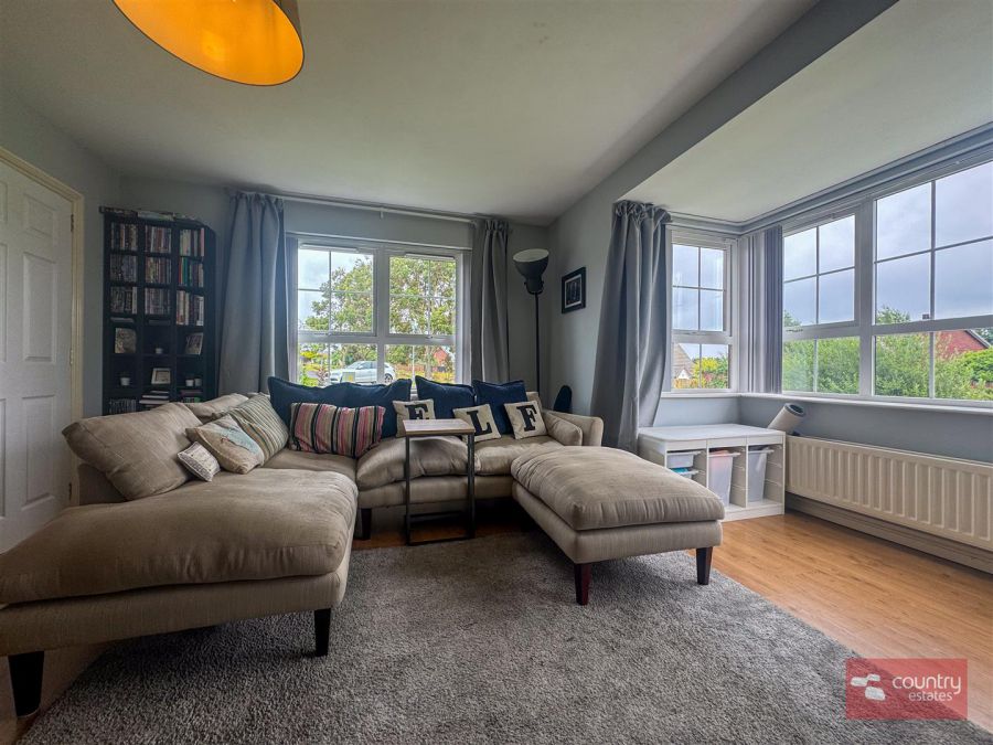 20 Porter Crescent
