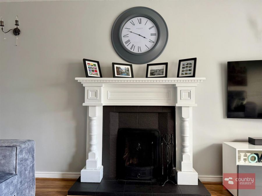 50 Rossburn Manor