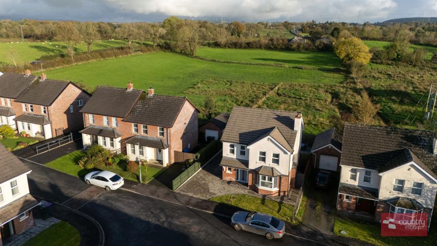 50 Rossburn Manor
