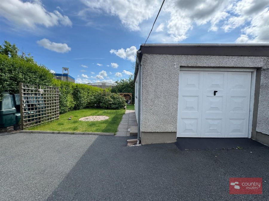 13 Garron Crescent