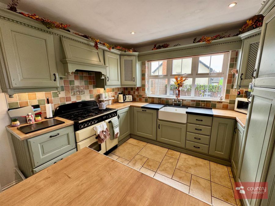 31 Castlebrook Avenue