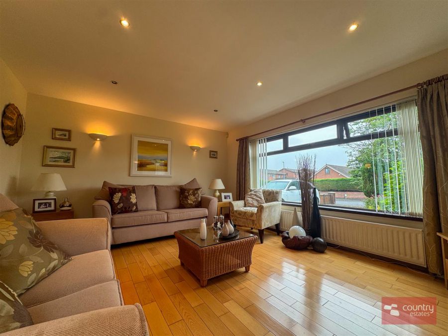 4 Grange Valley Green