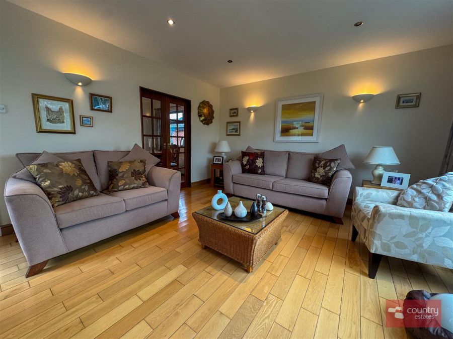 4 Grange Valley Green