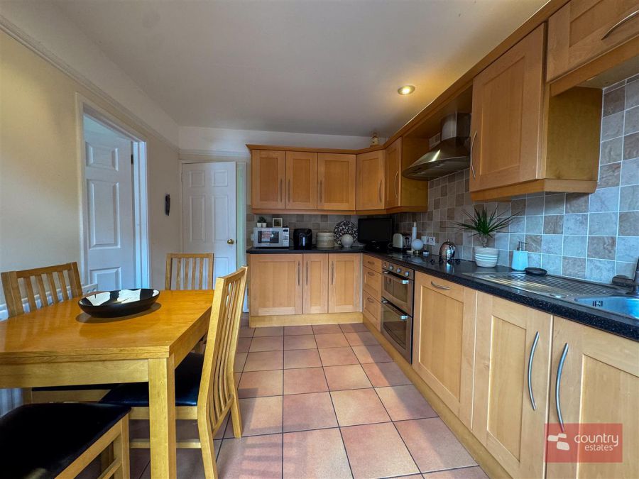 4 Grange Valley Green