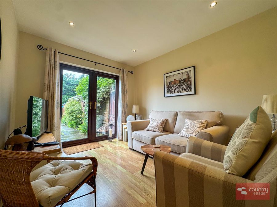 4 Grange Valley Green