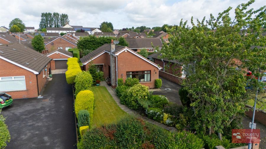 4 Grange Valley Green