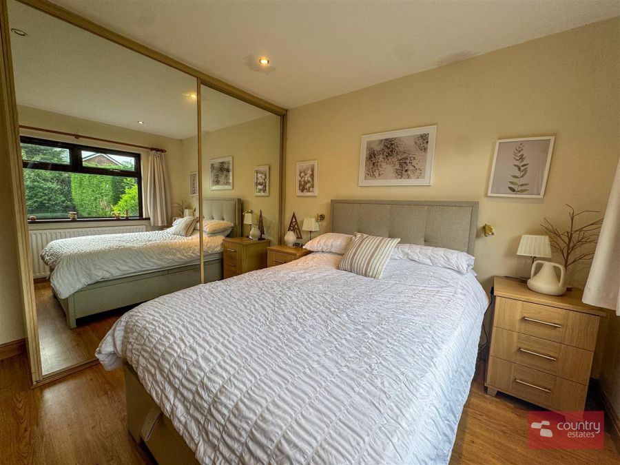 4 Grange Valley Green