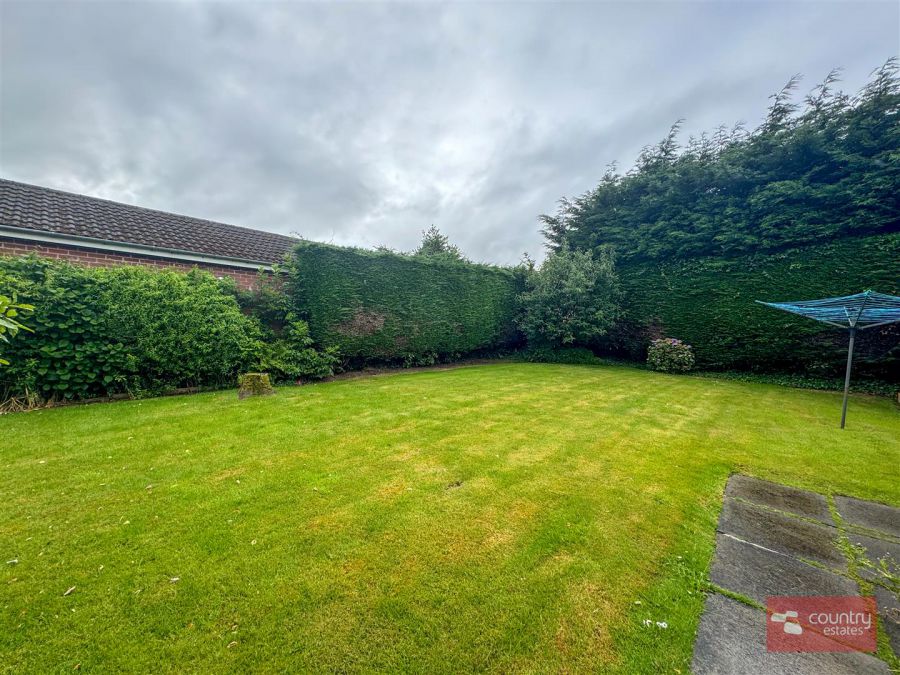 4 Grange Valley Green