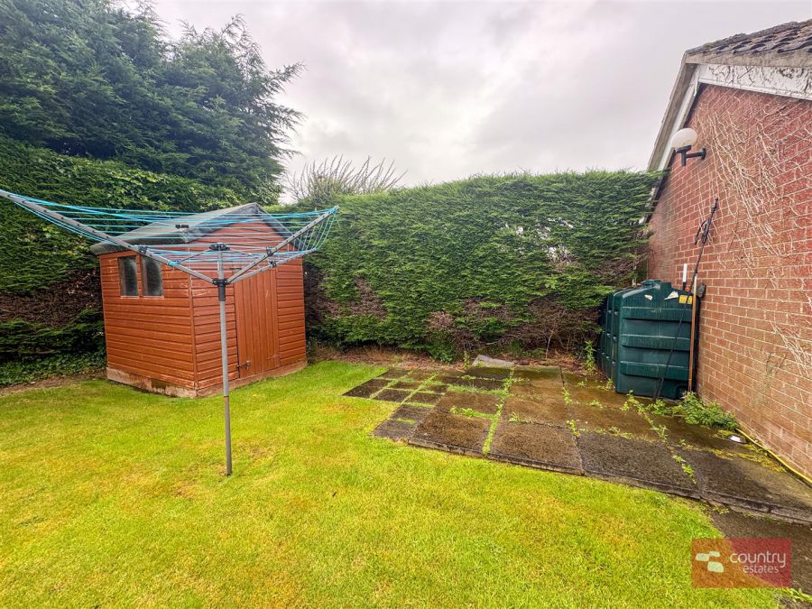 4 Grange Valley Green