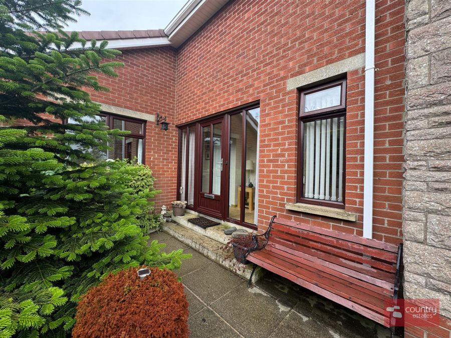 4 Grange Valley Green