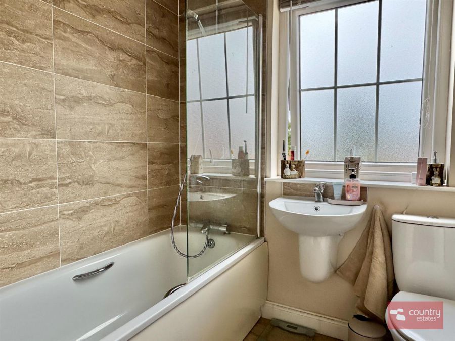 41 Fairview Farm Road