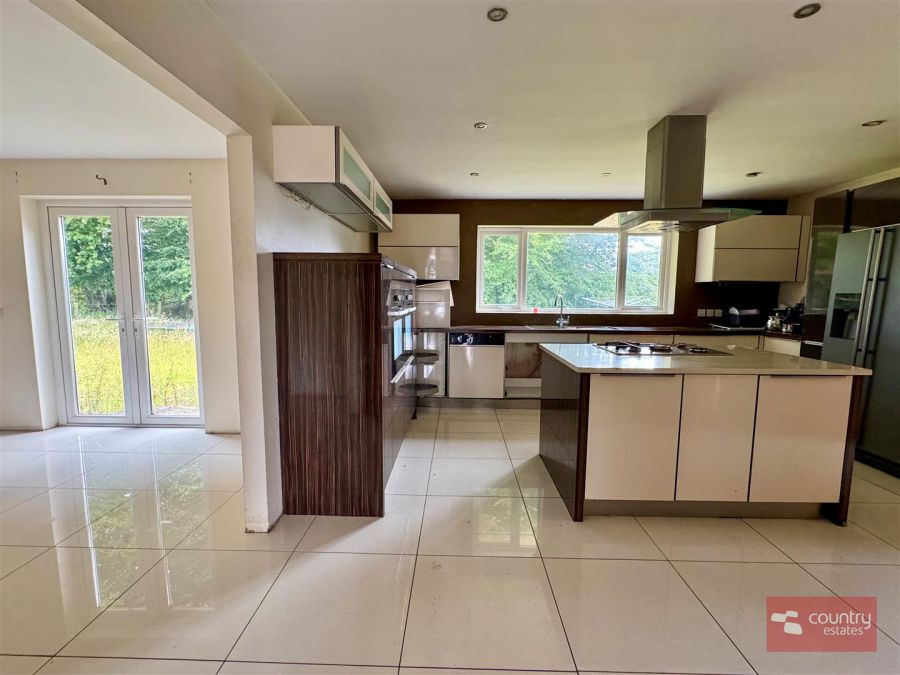 147a Ballynashee Road