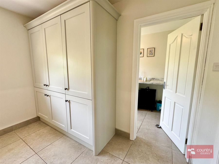41 Holestone Road