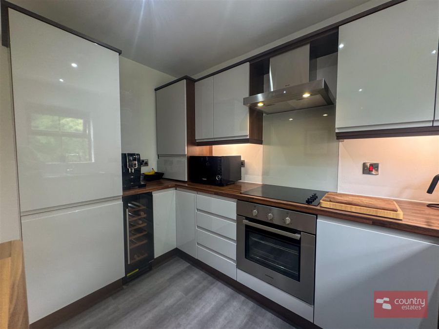 12 Abercorn Square