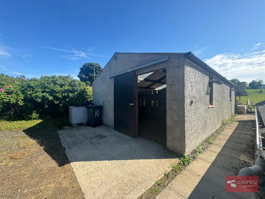 10 Carneal Road