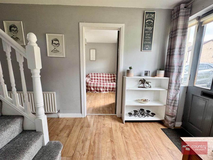 12 Douglasland