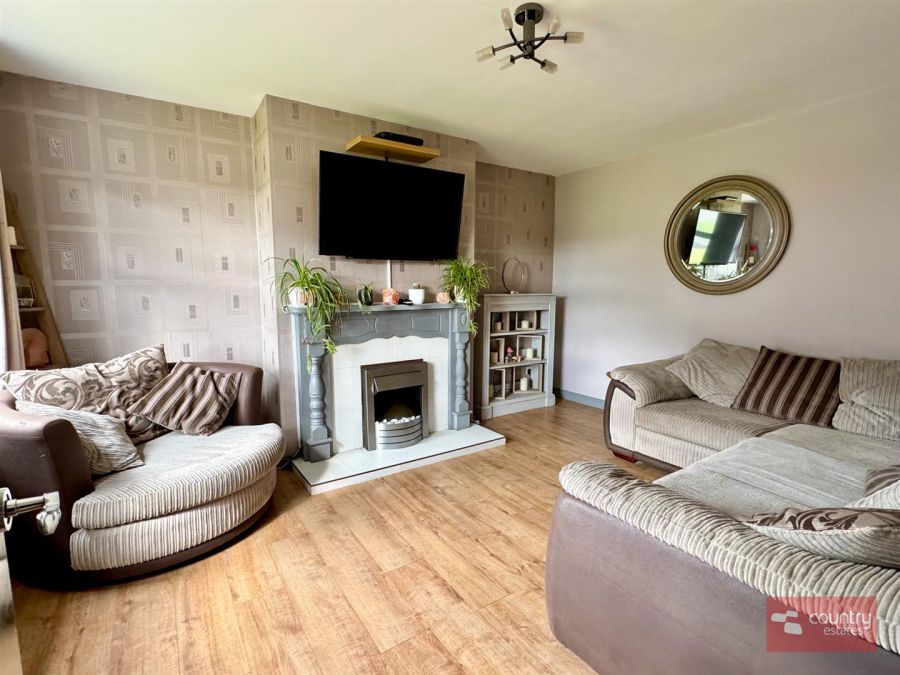 12 Douglasland