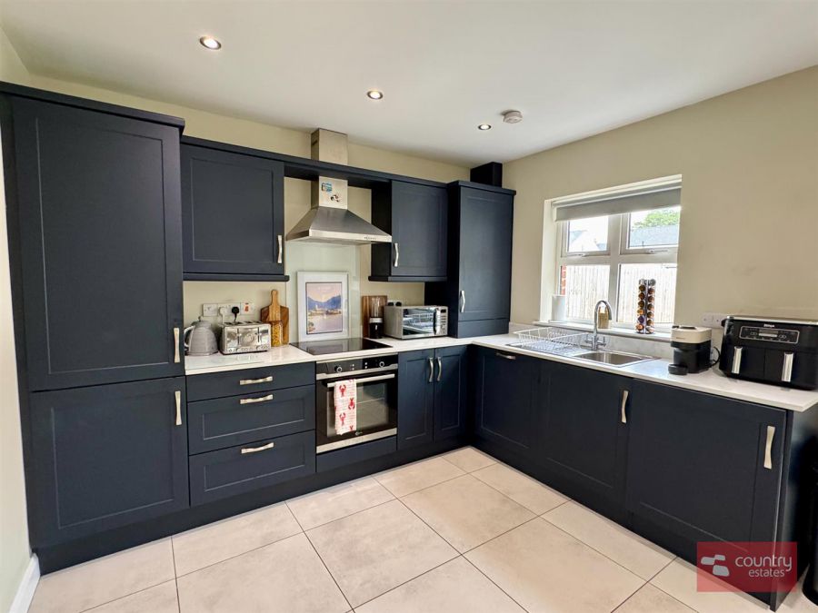 40 Rushfield Place