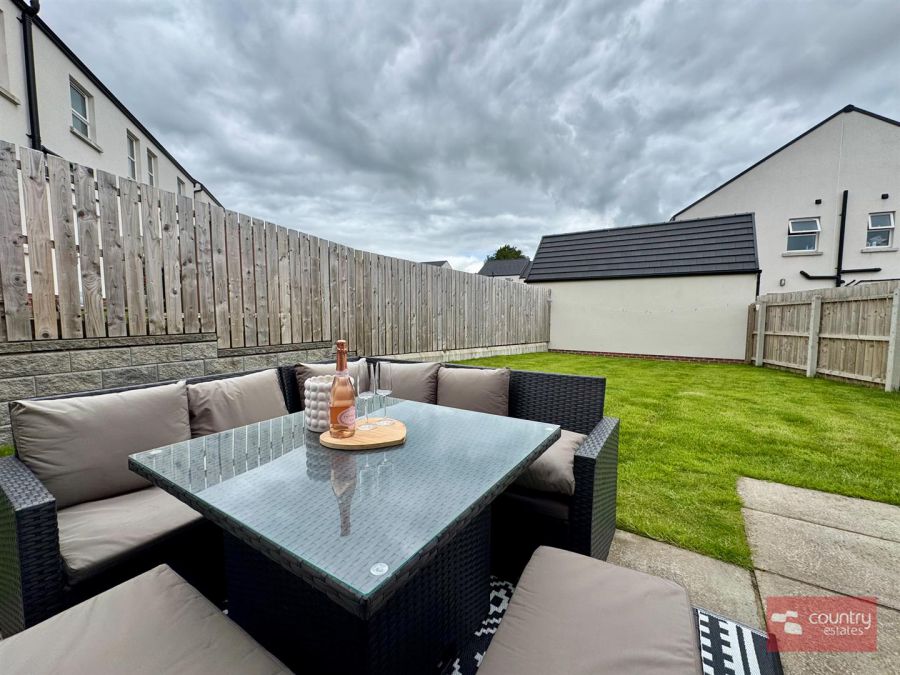 40 Rushfield Place