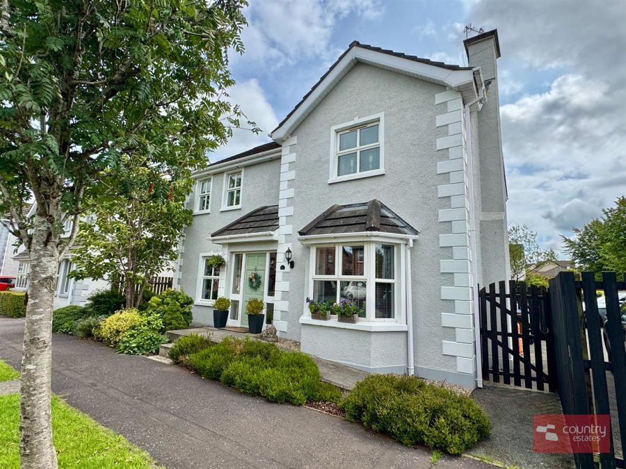6 Gateside Manor