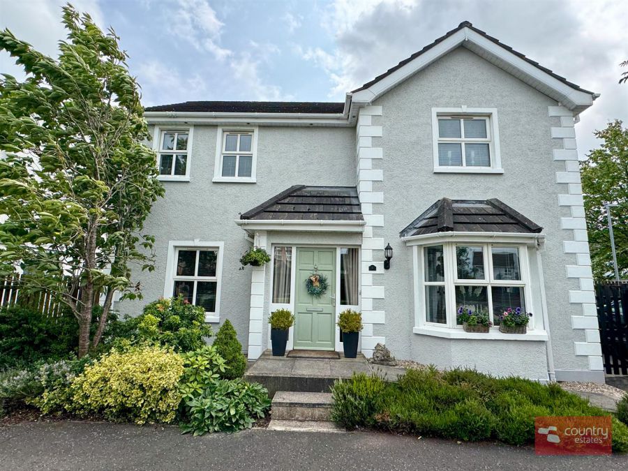 6 Gateside Manor