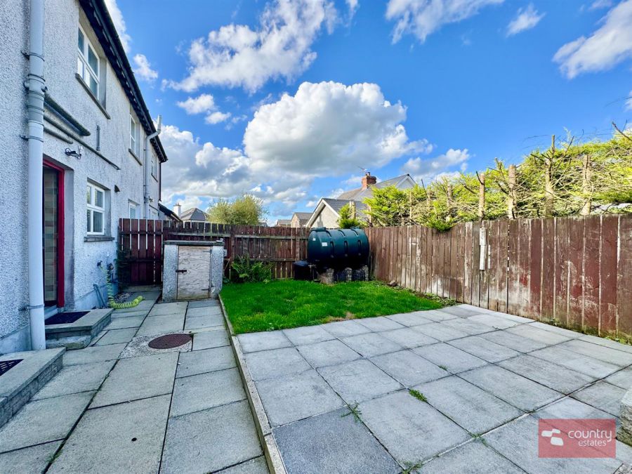12 Village Hill Mews
