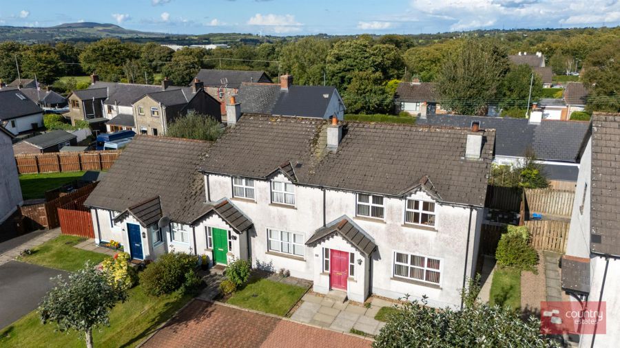 12 Village Hill Mews