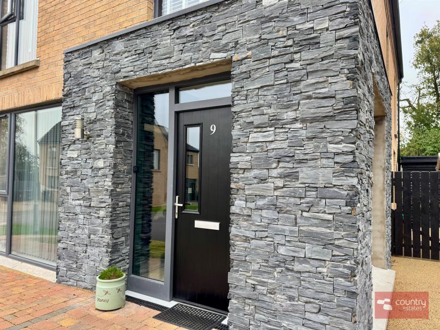 9 Rockland View