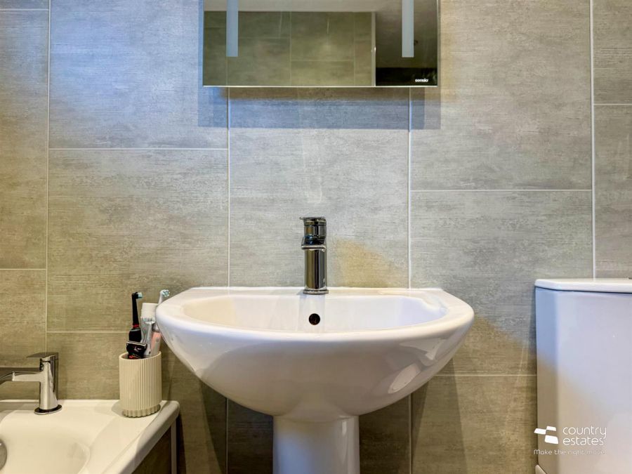 41 Brookfield Heights