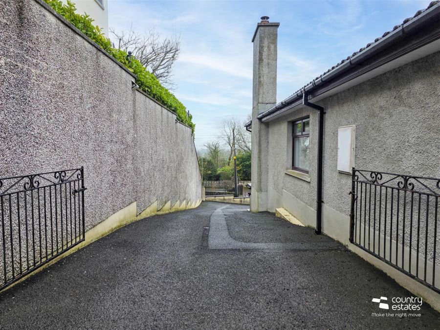 211 Ballyeaston Road