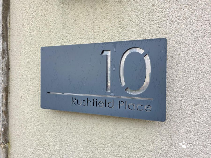 10 Rushfield Place