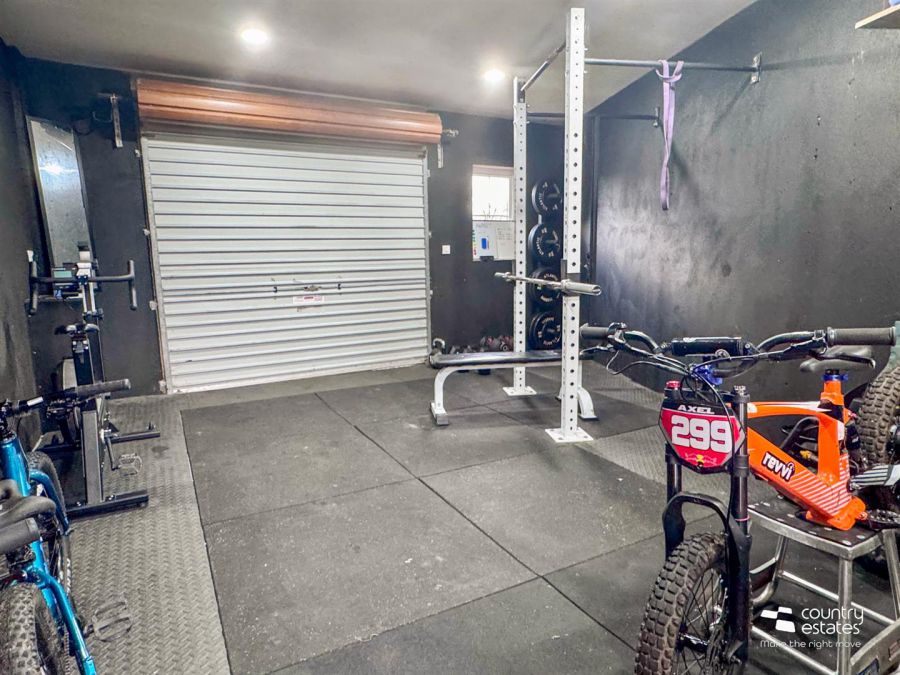 26 Riverside Cottages