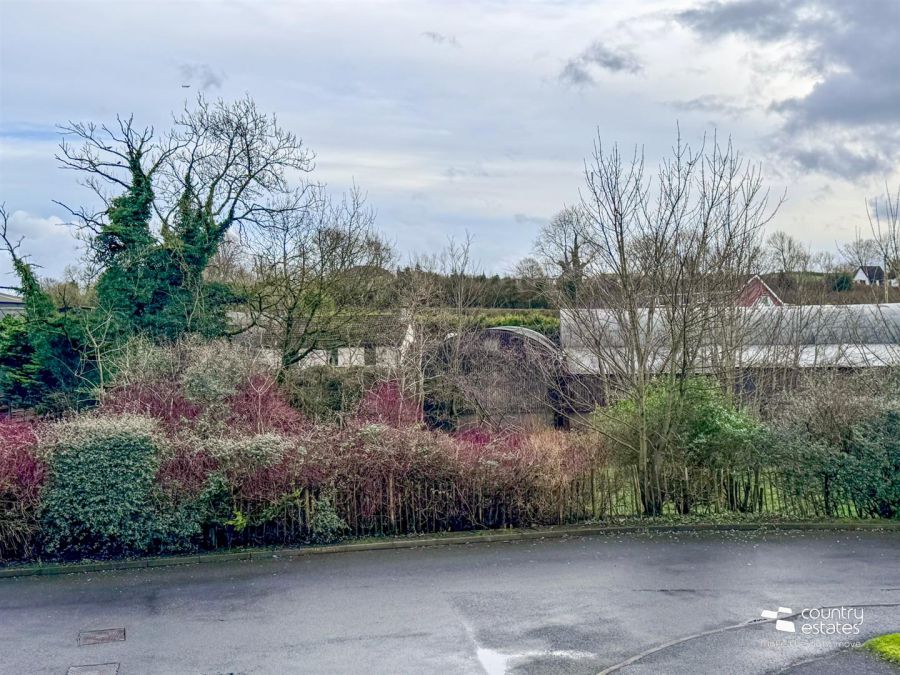 26 Riverside Cottages