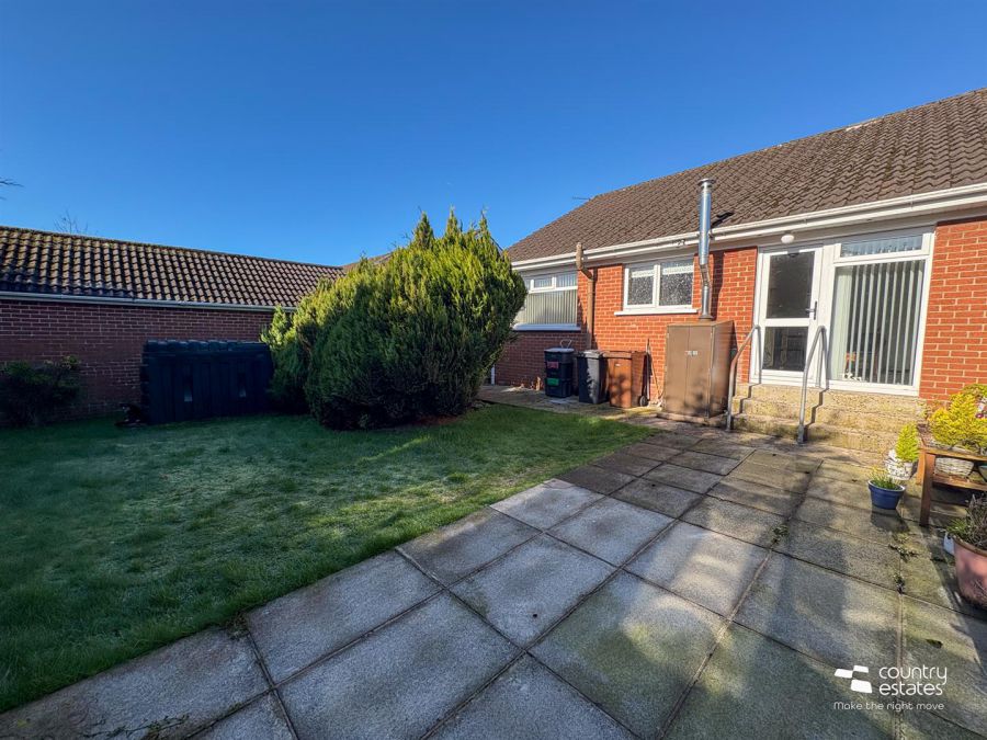 23 Grange Valley Crescent