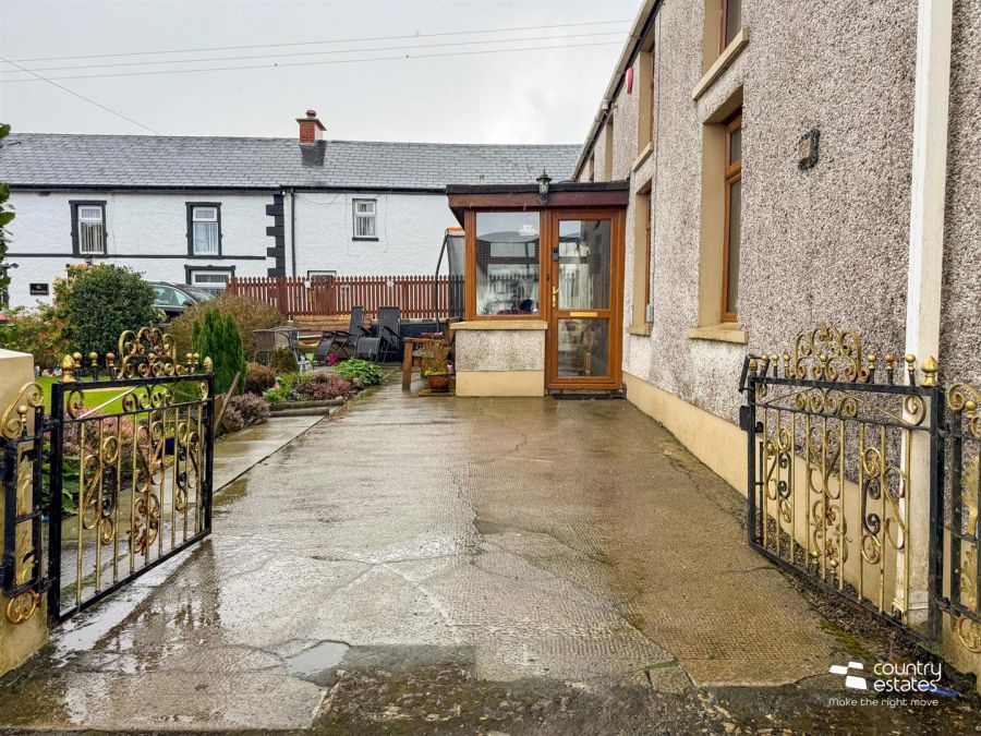 64 Ballygowan Road