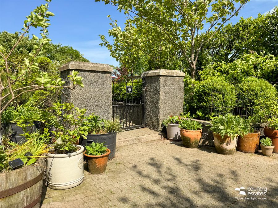 40 Lower Rashee Road