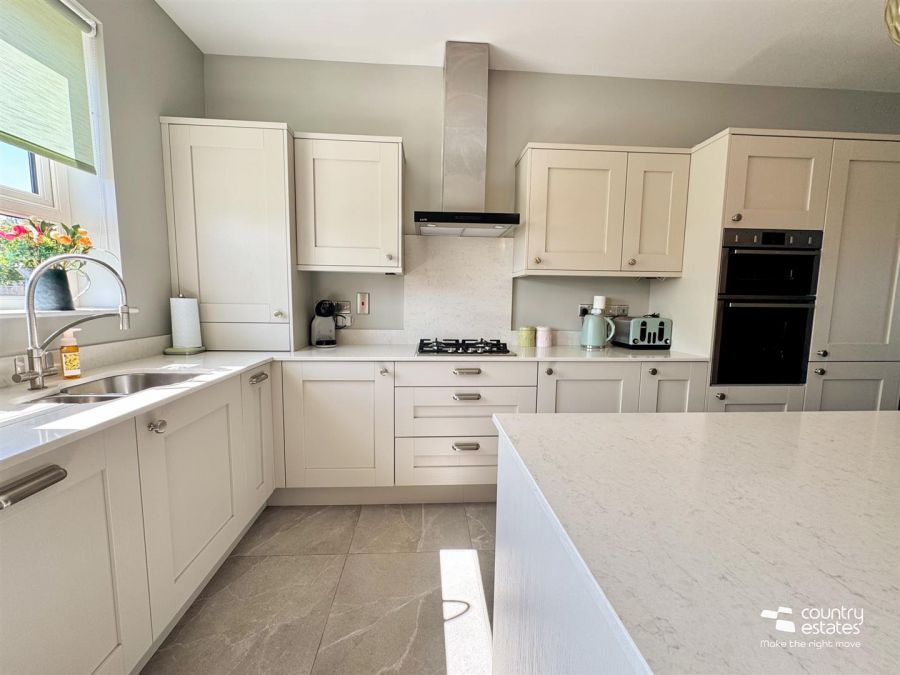 1 Craighill Manor