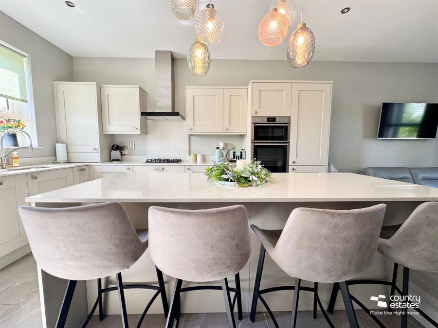 1 Craighill Manor